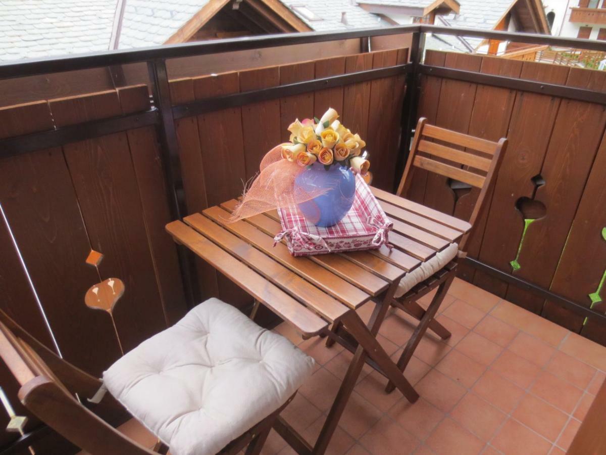 Borgo Alpino Chalet 4 Aprica Exterior photo